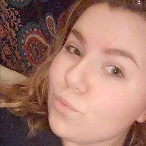 Meet your Posher, Katelyn